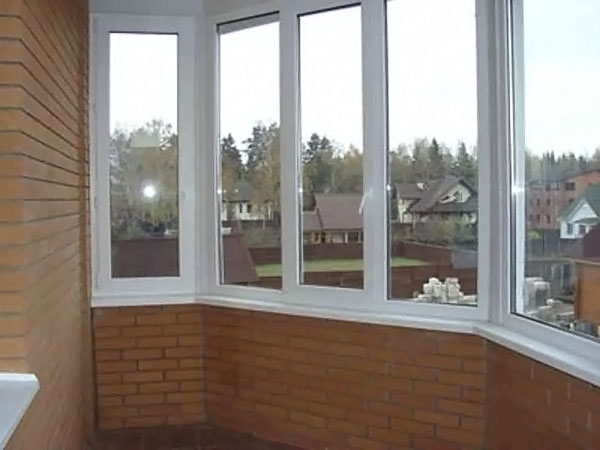 Остекления балкона в частном доме, коттедже и даче Химки
