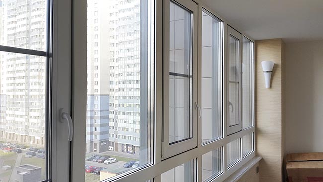 Металлопластиковое остекление балконов Химки