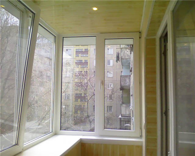 Остекление балкона в панельном доме по цене от производителя Химки